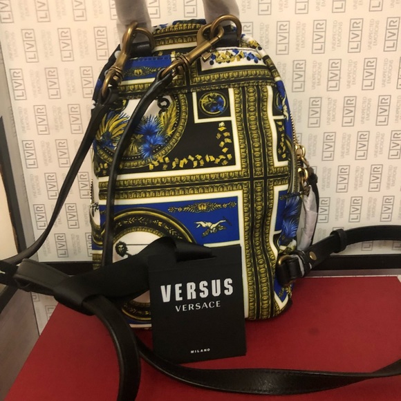 Versace versus mini back pack - Picture 3 of 4